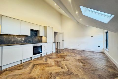 1 bedroom flat to rent, Goulden Road, West Didsbury, Manchester, M20