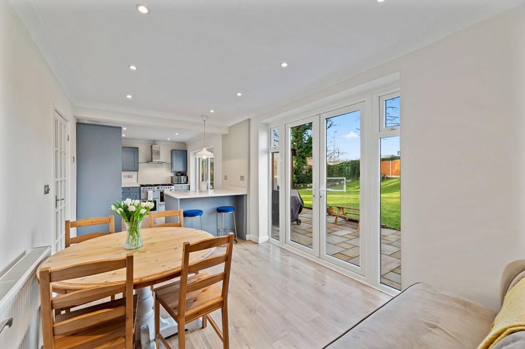 Kitchen/Dining Room