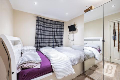 4 bedroom terraced house for sale, Holden Close, Dagenham, RM8