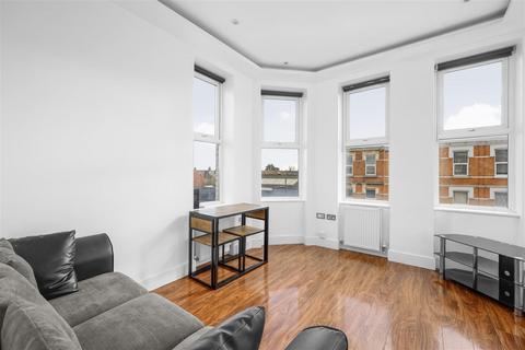 1 bedroom flat to rent, Park Parade, London NW10
