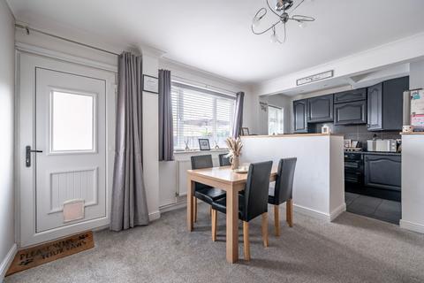 3 bedroom end of terrace house for sale, Hawthorn Avenue, Lowestoft