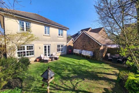 4 bedroom detached house for sale, Hythe Road, Marchwood, SO40