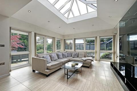 undefined, Rappax Road, Hale