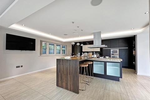 undefined, Rappax Road, Hale
