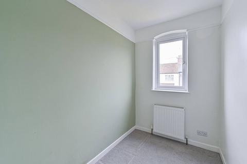 Eveline Road, Mitcham, CR4