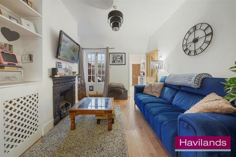 undefined, Highfield Road, London