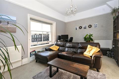 3 bedroom flat for sale, Devonshire Place, Eastbourne