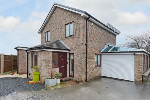 4 bedroom detached house for sale, Manor Close, Rotherham S63