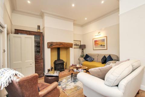 4 bedroom terraced house for sale, Magdalens Road, Ripon