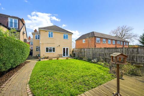 undefined, Queens Road, Surrey GU15