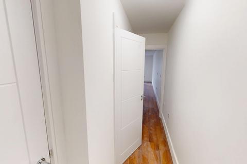 undefined, high street, GRAYS, RM17
