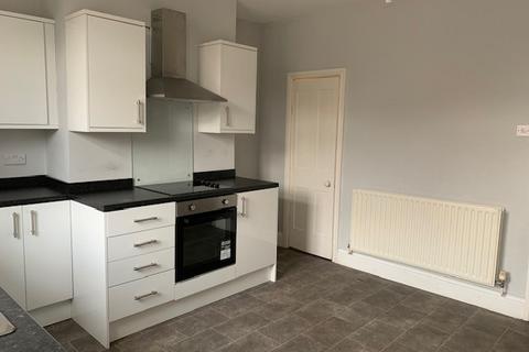 3 bedroom terraced house to rent, High Street, Swallownest, Rotherham, S26