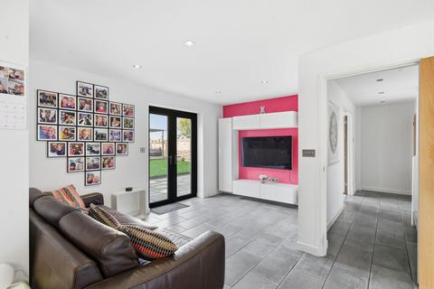 4 bedroom detached house for sale, Middle Watch, Swavesey, CB24