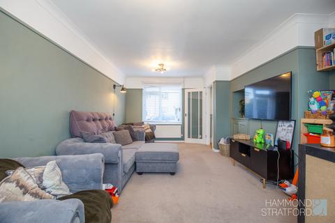 3 bedroom semi-detached house for sale, Fowell Close, Norwich