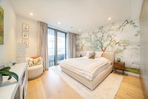 2 bedroom flat to rent, Park Drive, London E14
