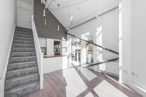 undefined, Becketts Place, Hampton Wick, Kingston upon Thames, KT1