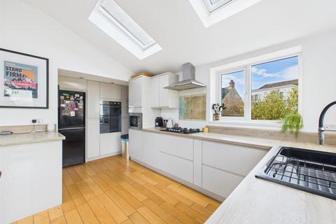 undefined, St. Annes Crescent, Porthcawl CF36