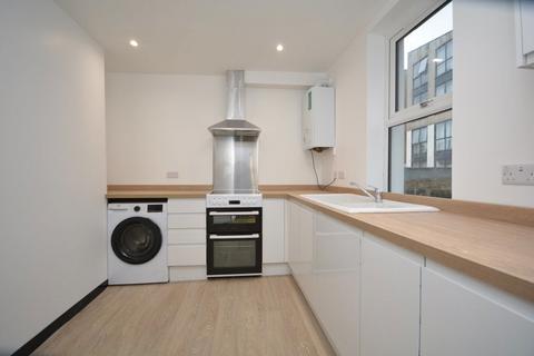 3 bedroom house to rent, Addington Street, Margate, CT9 1QU