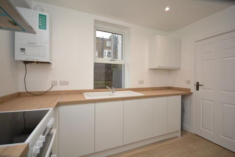 3 bedroom house to rent, Addington Street, Margate, CT9 1QU
