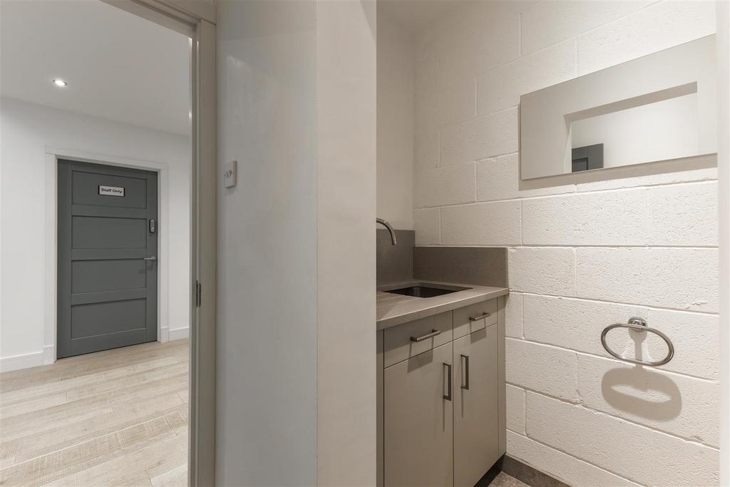 6 R1 A9331.jpg