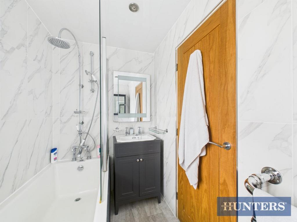 Bathroom alt