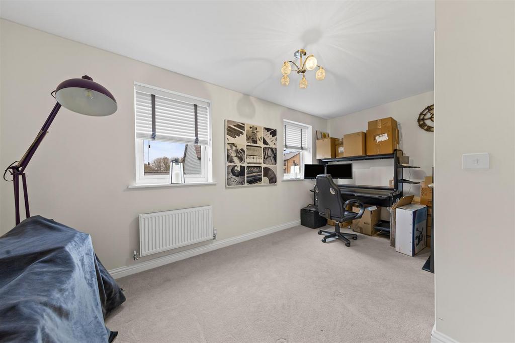 3 Carora Cres Web24.jpg