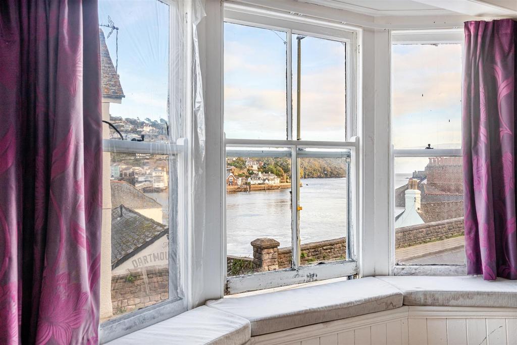 A13 - 27 Newcomen Road, Dartmouth - 251028.jpg