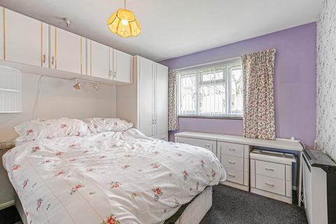 1 bedroom apartment for sale, Berryscroft Road, Staines-upon-Thames, Surrey, TW18