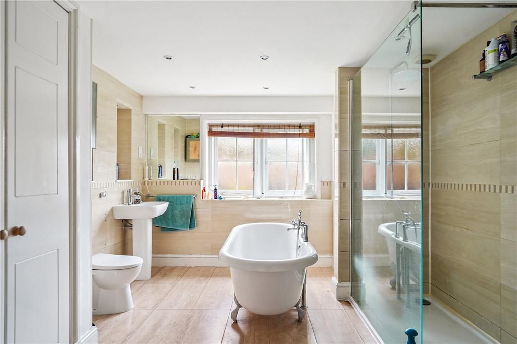 Main Bathroom