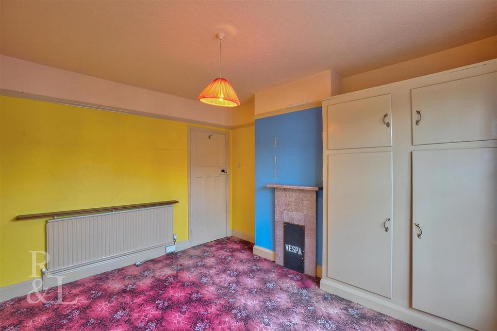 42 A Victoria Road  (4).jpg