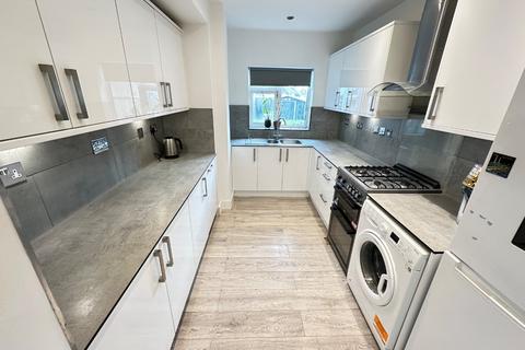 undefined, Hitchin Road, Luton, Bedfordshire, LU2 7ST