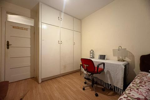 undefined, Stansfield Road, Hounslow TW4