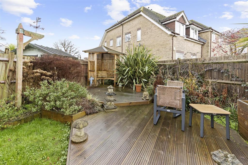 Rear Garden & Decking Areas