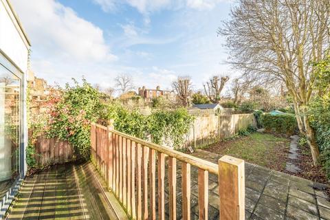4 bedroom house to rent, Telford Avenue, London SW2