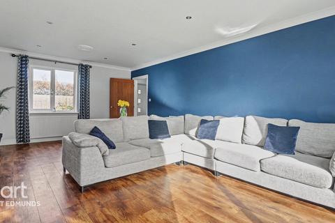 4 bedroom detached house for sale, The Street, Great Barton, Bury St Edmunds