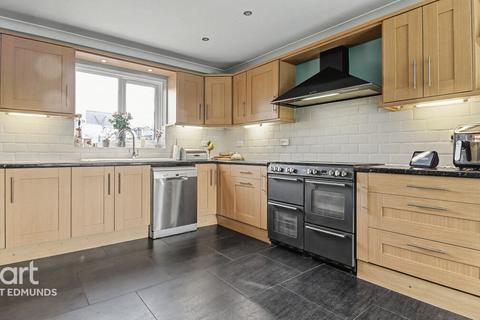 4 bedroom detached house for sale, The Street, Great Barton, Bury St Edmunds