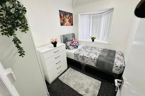 undefined, Lady Margaret Road, Southall, UB1 2PY