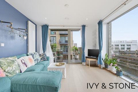2 bedroom apartment for sale, 4 Cunningham Avenue, London, Greater London, E16