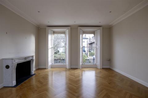 5 bedroom house for sale, Clifton Hill, St John's Wood, NW8