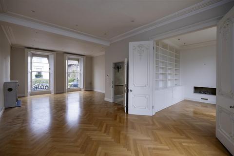 5 bedroom house for sale, Clifton Hill, St John's Wood, NW8