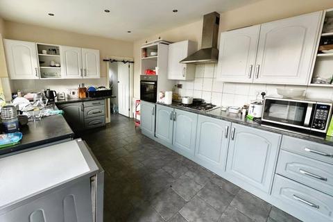 4 bedroom semi-detached house to rent, Brantingham Road, Whalley Range, Manchester, M16