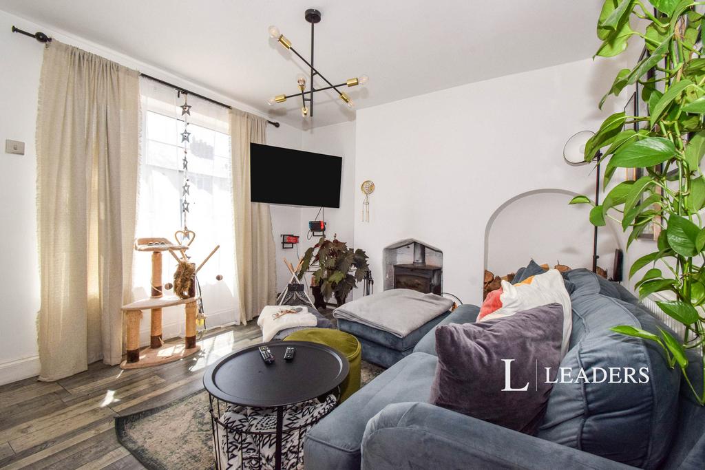 Living Area (2)