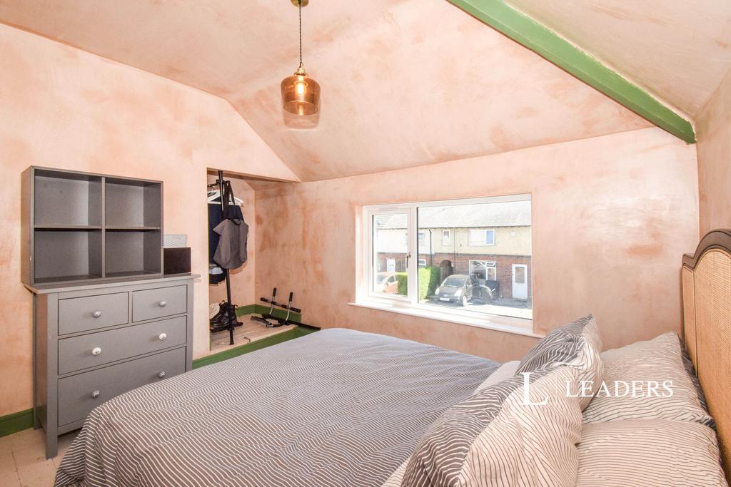 Master Bedroom (1)