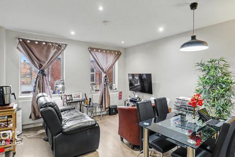 2 bedroom flat for sale, Park Road, Peterborough