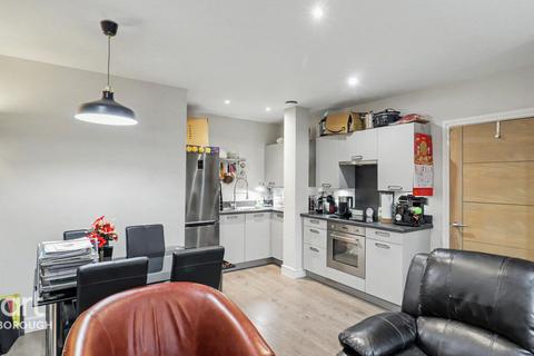 2 bedroom flat for sale, Park Road, Peterborough