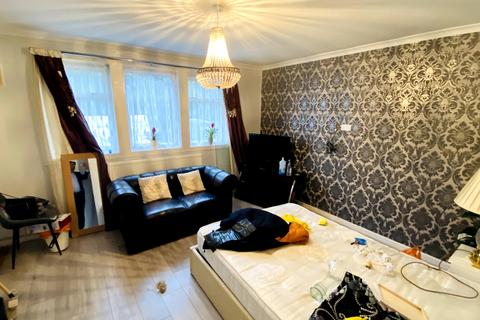 undefined, BEAUTIFUL 4 BED HOUSE | 3 TOILETS | AVAILABLE NOW , Loughton IG10
