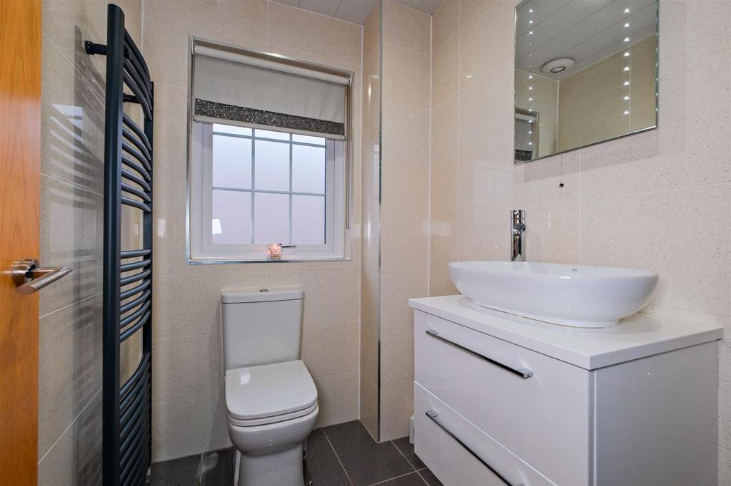Ensuite