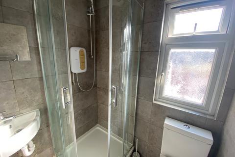 undefined, The Grove, Isleworth TW7