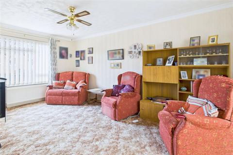 undefined, Kingswood Avenue, Swindon SN3