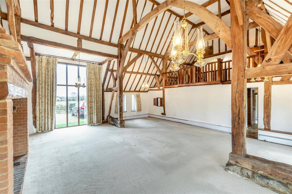 8673777-interior17.jpg